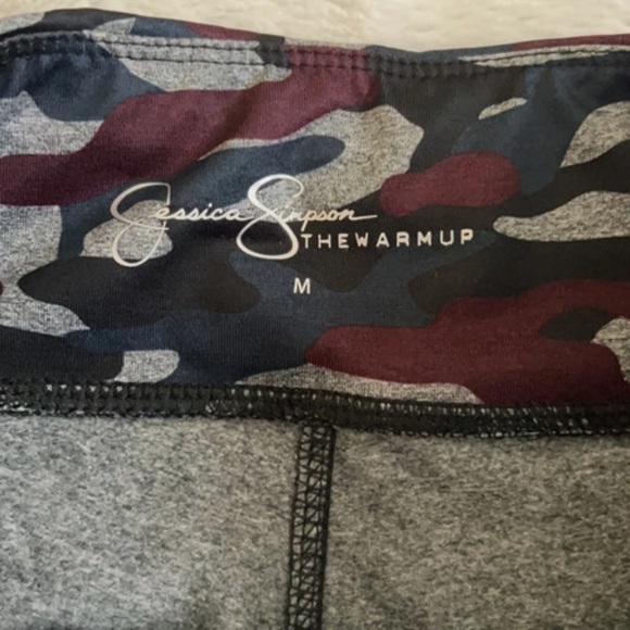 Jessica Simpson TheWarmUp Full Length Camouflage Workout Legging, Medium - Picture 10 of 17